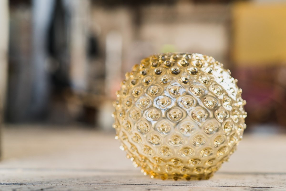 klimchi-hobnail-vase-rond-ambre-underlay-cristal image 2