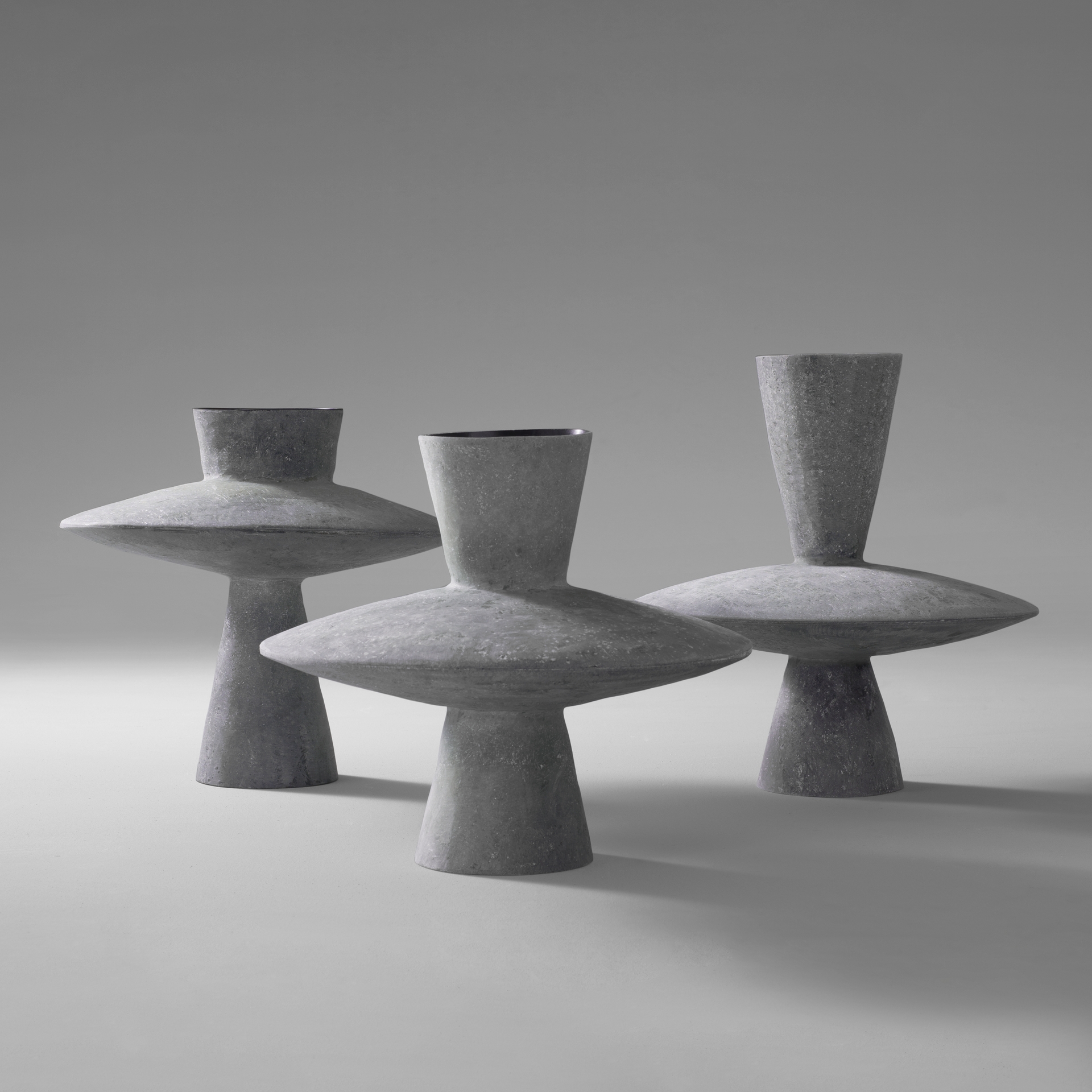 imperfecttolab-echo-vase-design-g-om-trique-fibre-de-verre image 1