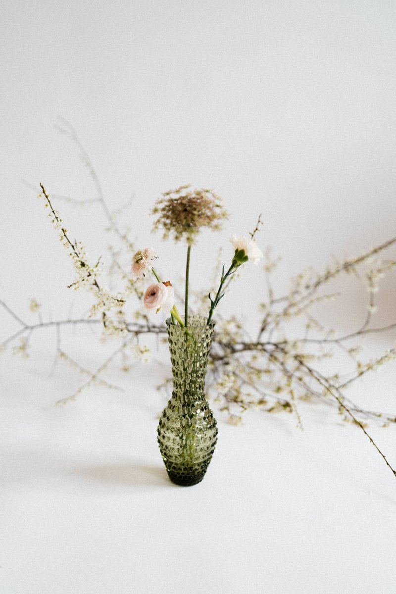 klimchi-fugu-vase-verre-vert-olive-transparent image 4