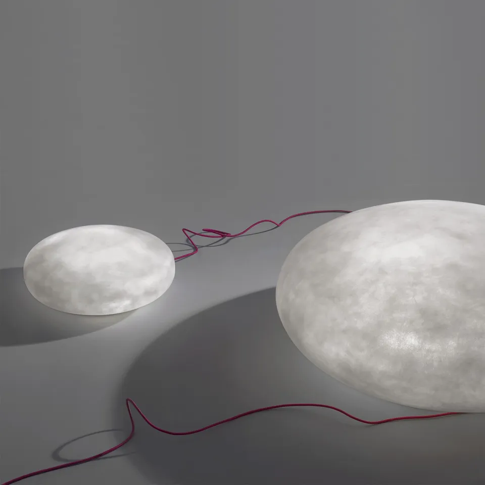 imperfecttolab-etty-lampe-lune-murale-et-poser-blanche image 1