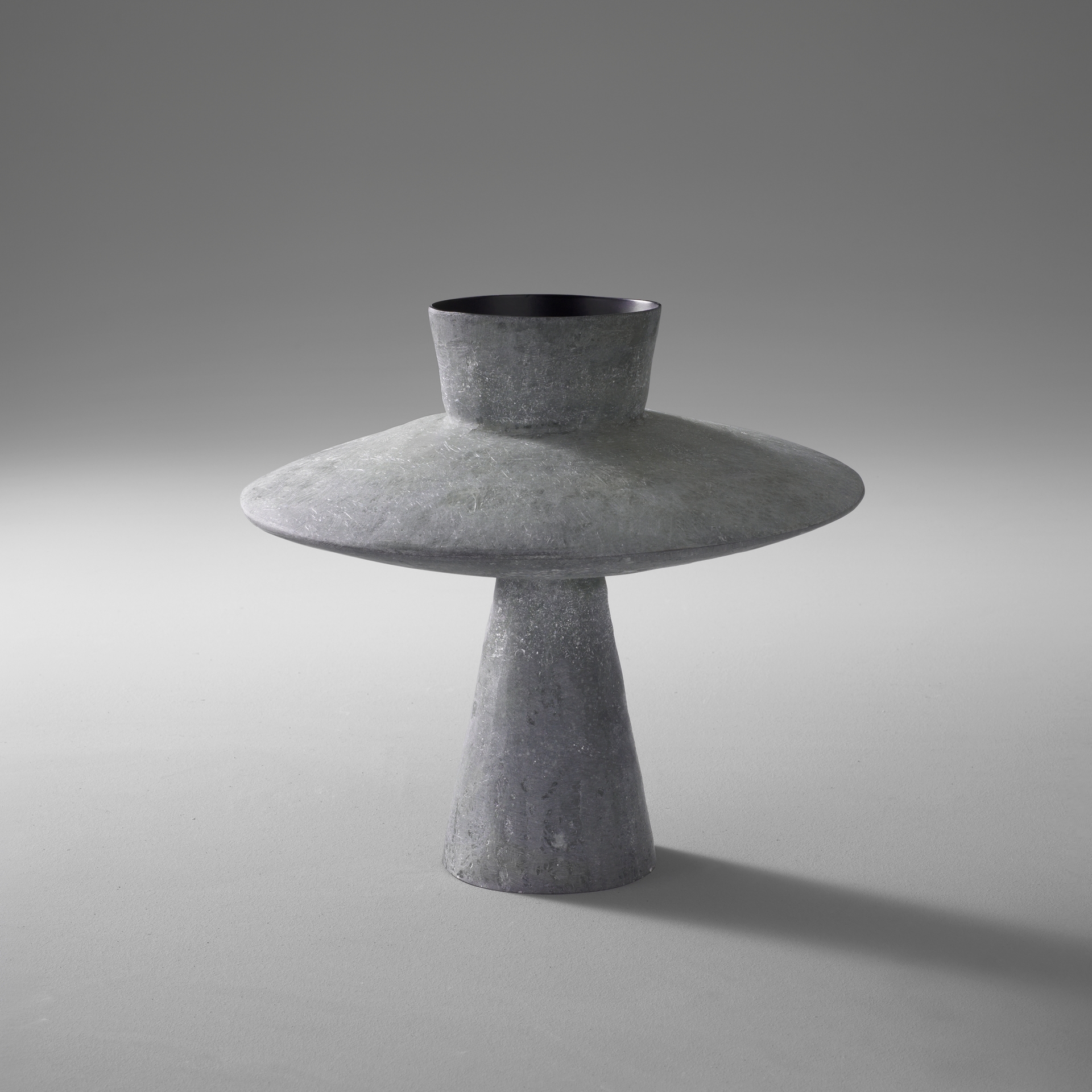 imperfecttolab-echo-vase-design-g-om-trique-fibre-de-verre image 5