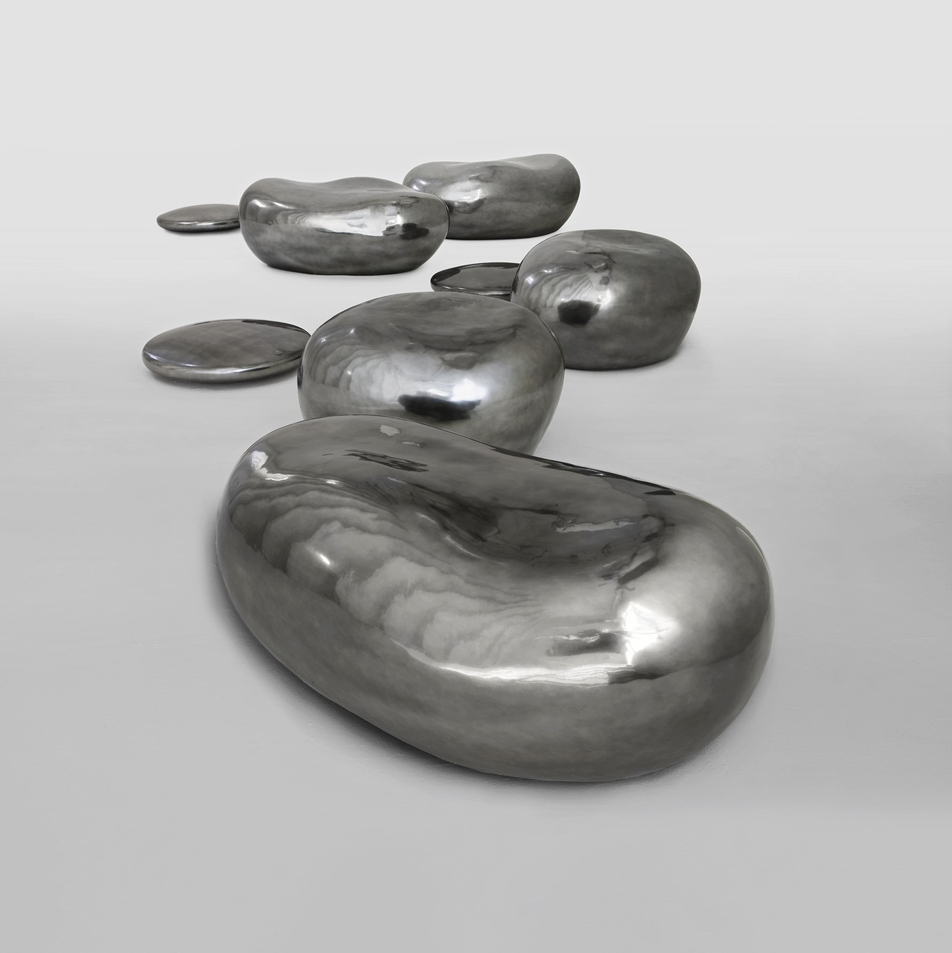 imperfecttolab-mercurio-chaise-chrom-e-fibre-de-verre image 6