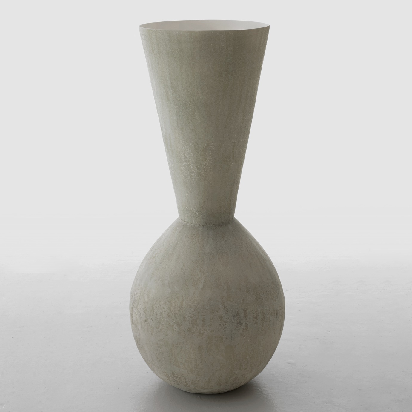 imperfecttolab-koneo-vase-design-volumes-g-n-reux image 3
