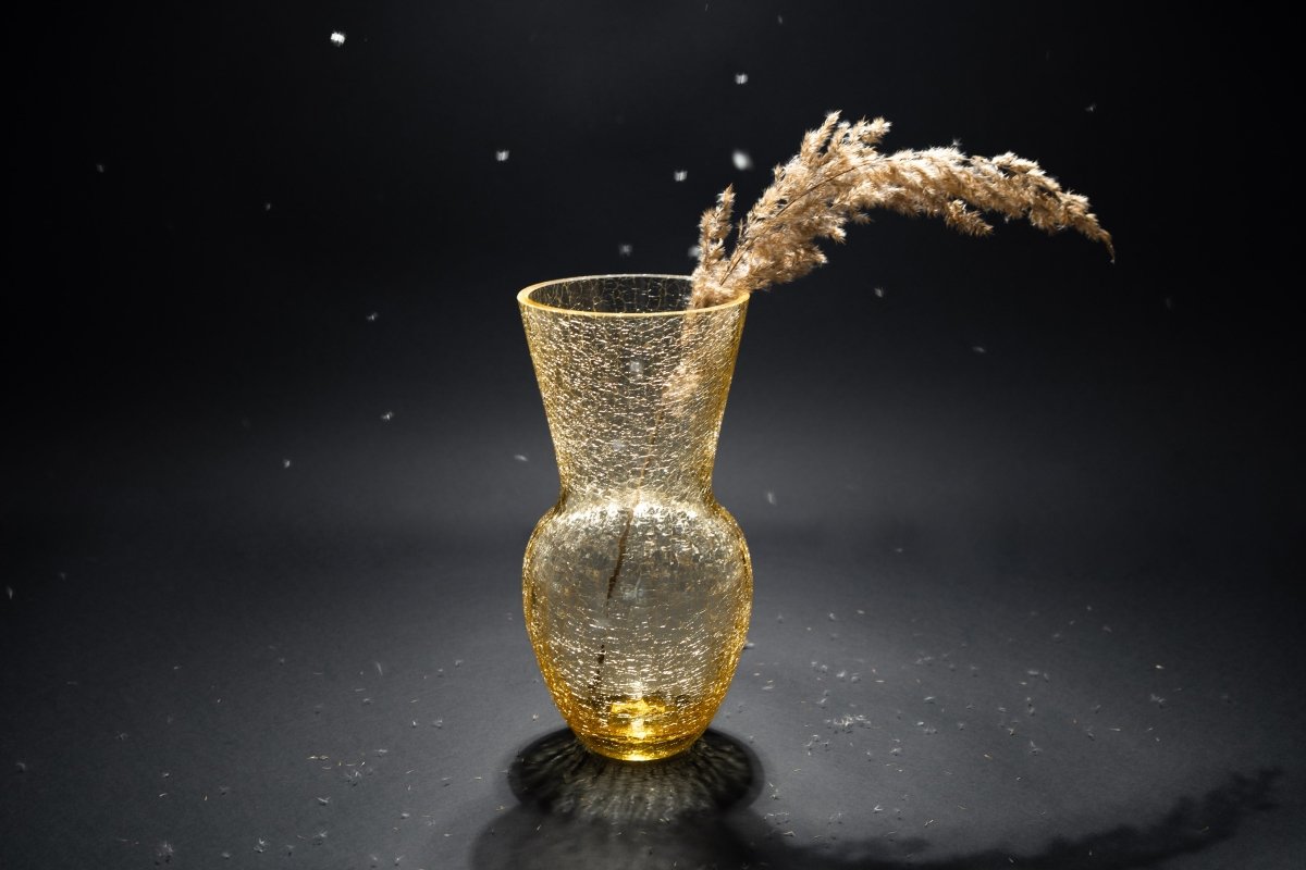 klimchi-felicity-vase-en-verre-jaune-buttercup-craquel-fait-main image 7
