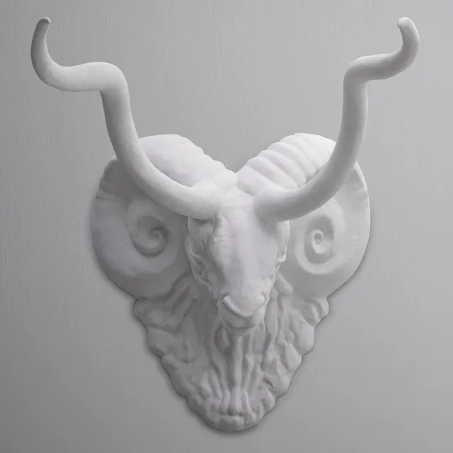imperfecttolab-uno-t-te-de-b-lier-sculpture-dition-limit-e image 1