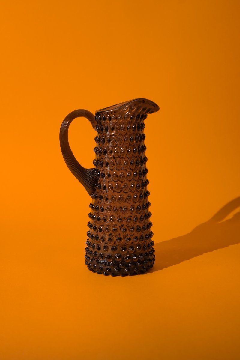 klimchi-hobnail-pichet-black-smoke-carafe-verre-1-l image 5
