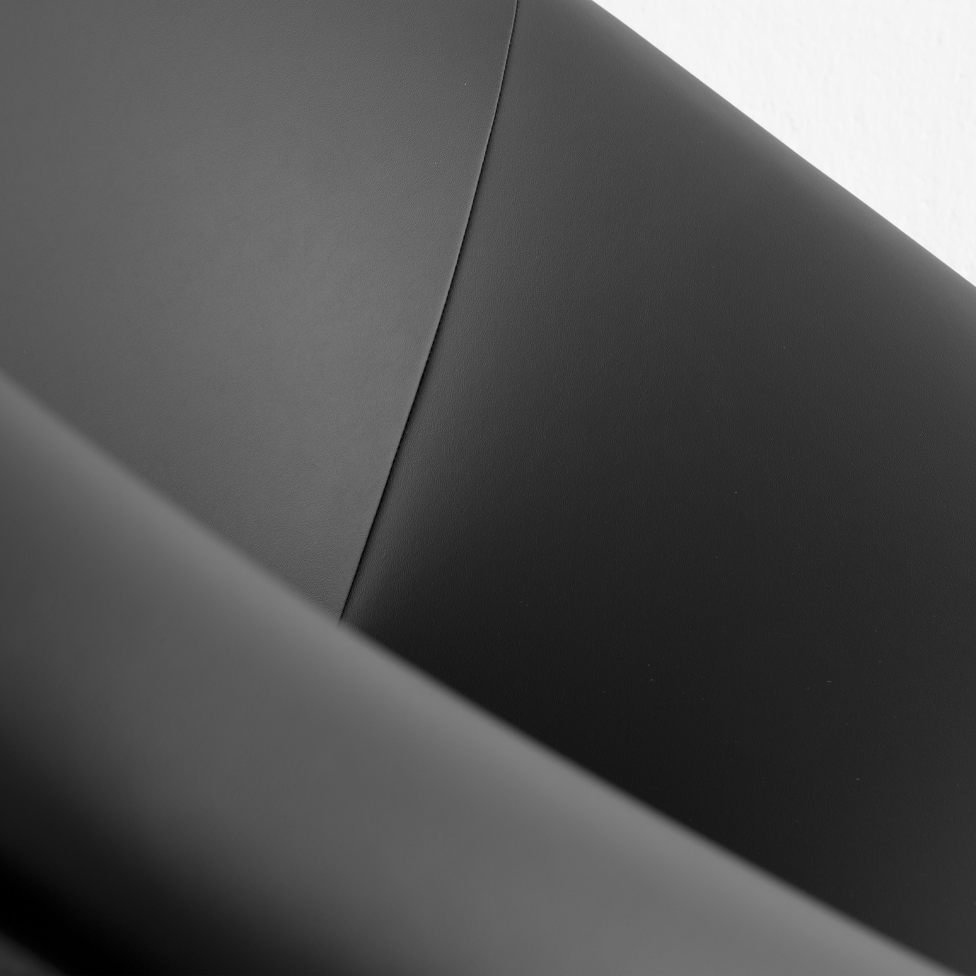 imperfecttolab-berliner-fauteuil-design-assise-profonde image 4