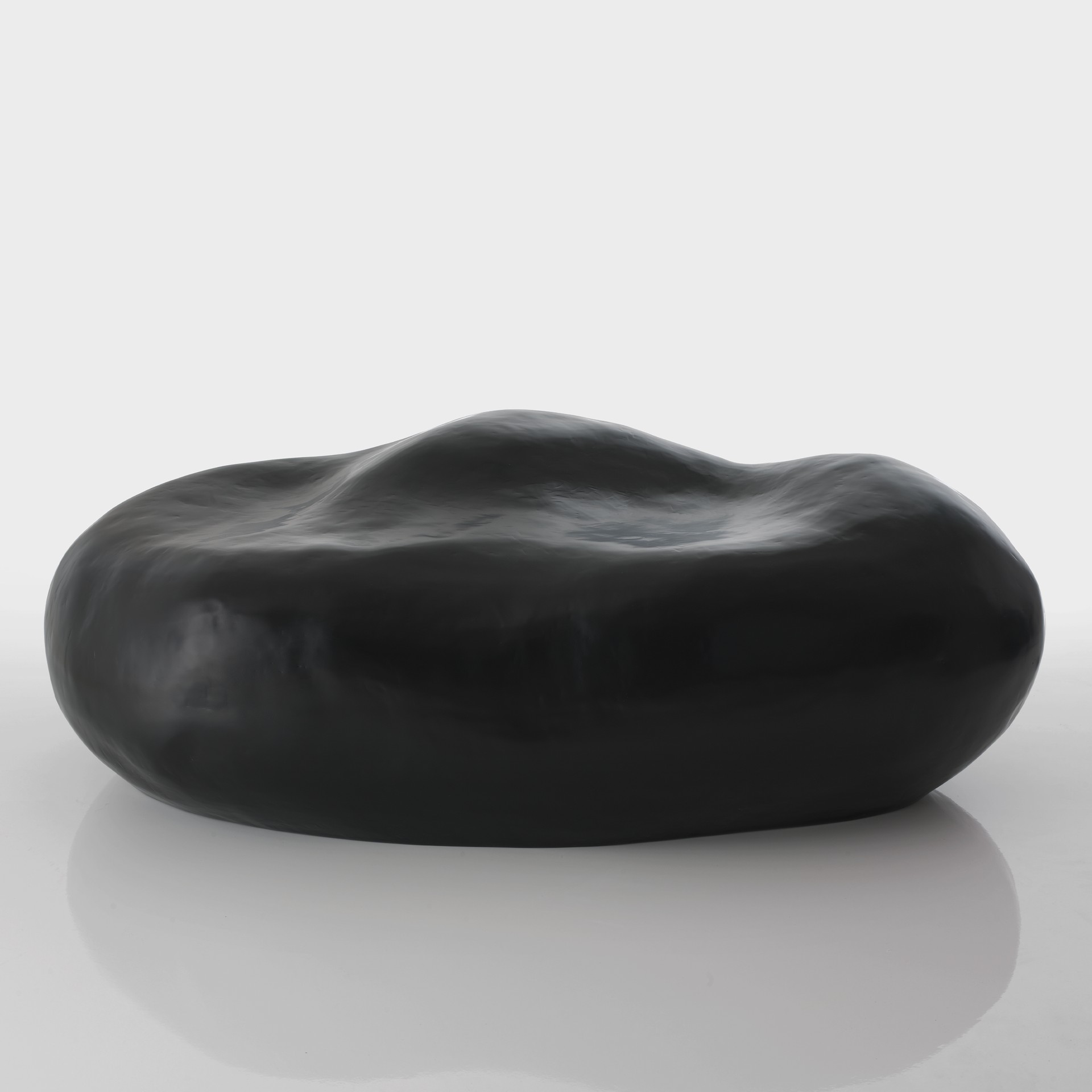 imperfecttolab-ciottolo-chaise-galet-fibre-de-verre image 7