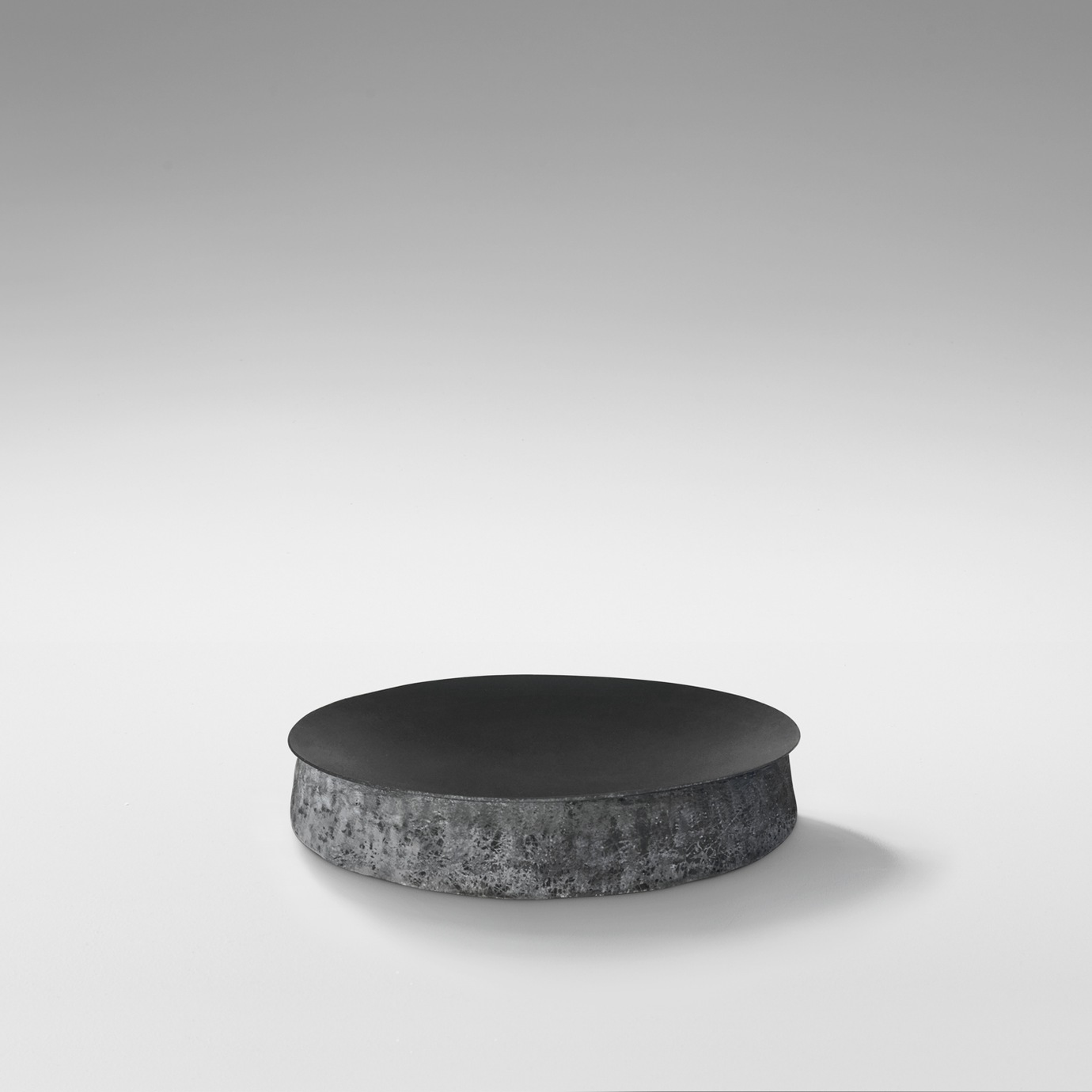 imperfecttolab-tribu-vase-d-coratif-formes-primordiales image 3