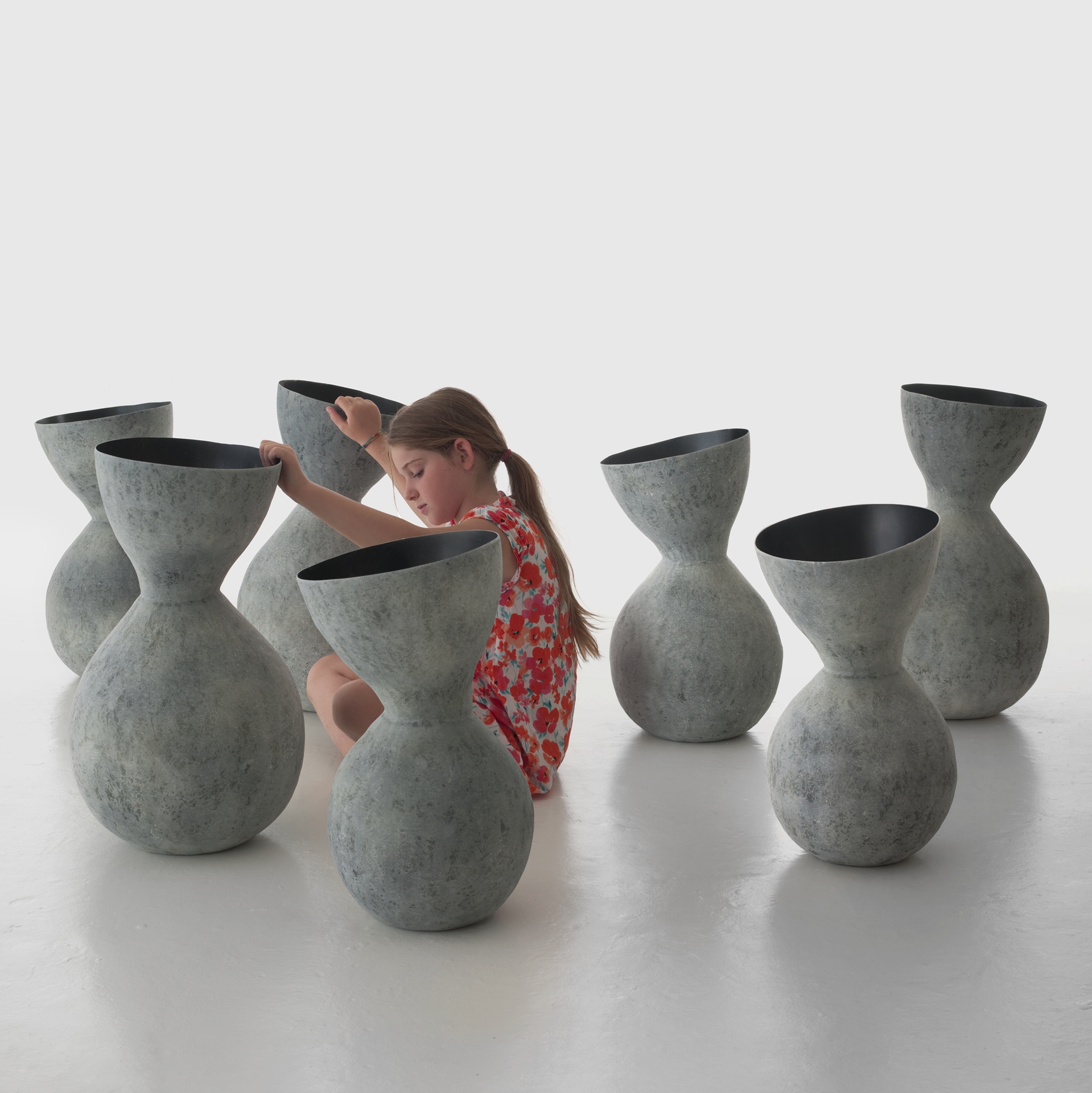 imperfecttolab-incline-table-basse-design-inclin image 3