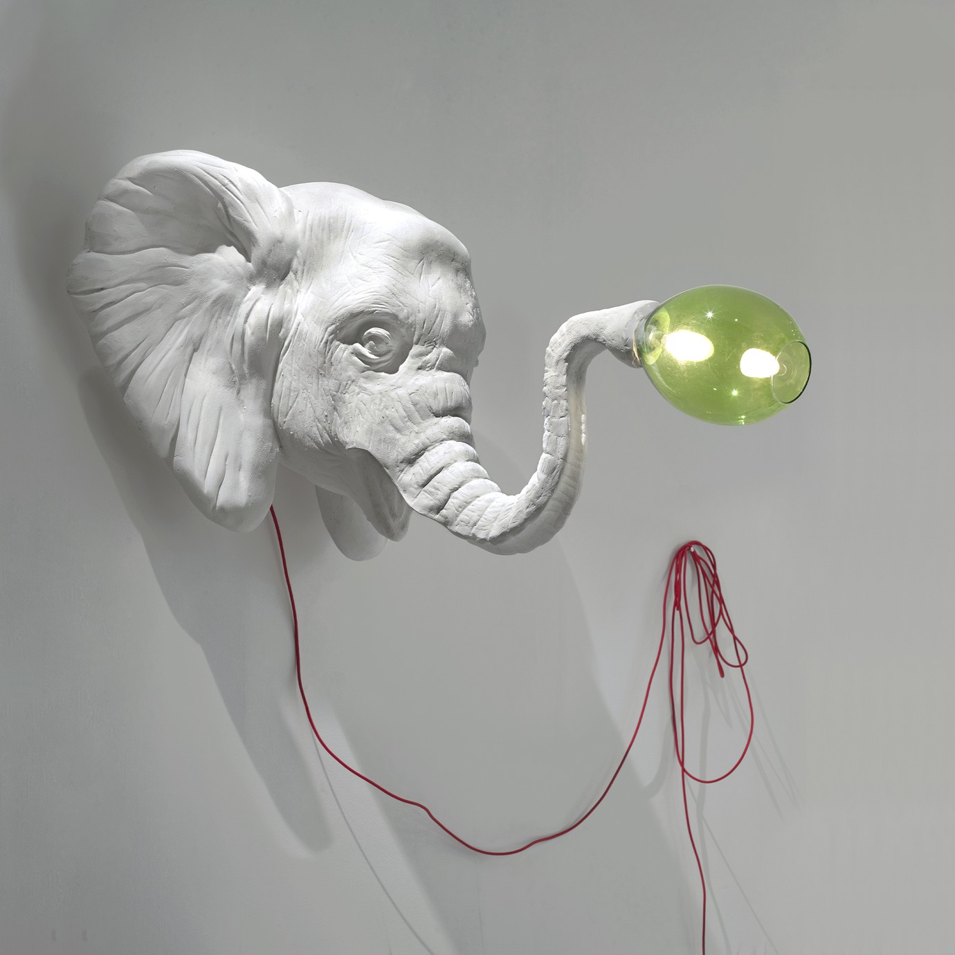 imperfecttolab-light-elephant-lampe-dition-limit-e-num-rot-e image 1