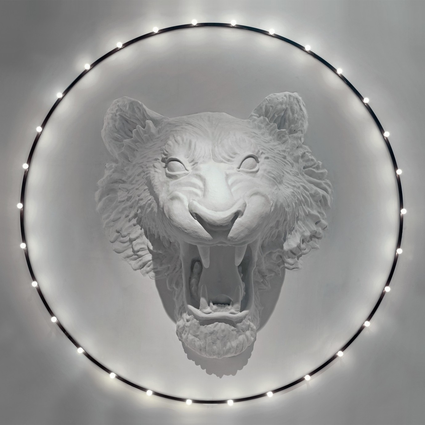 imperfecttolab-limited-edition-circus-applique-lion image 1