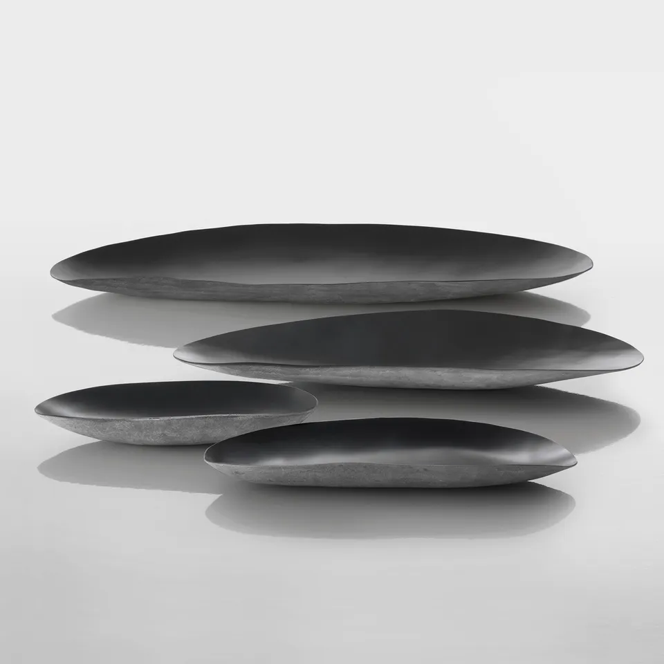 imperfecttolab-guscio-plateau-fibre-de-verre-rond image 1