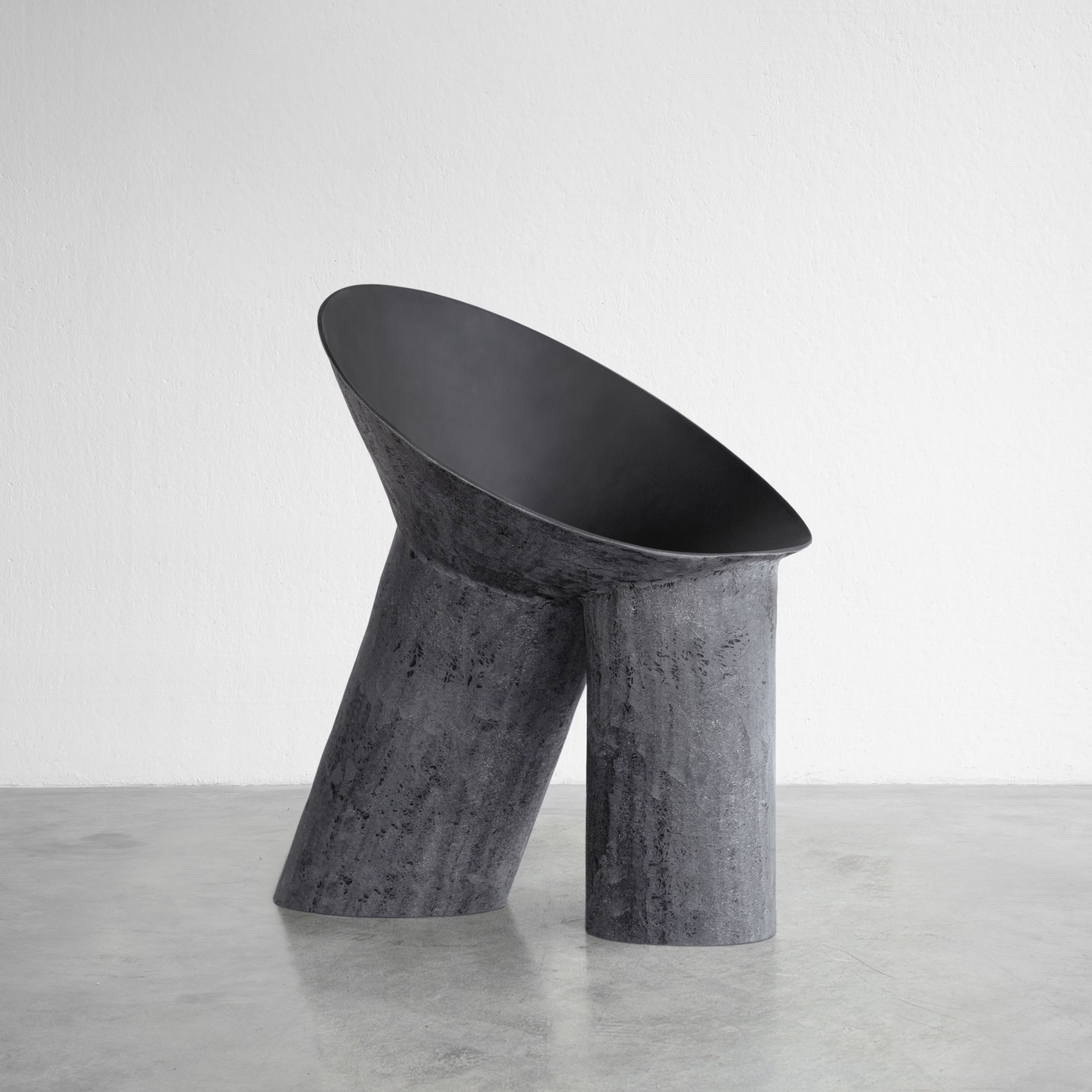 imperfecttolab-sao-fauteuil-design-assise-courbe image 1