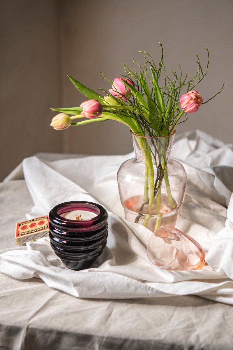 klimchi-shadows-vase-en-verre-rose-su-de-cristal-fait-main image 3