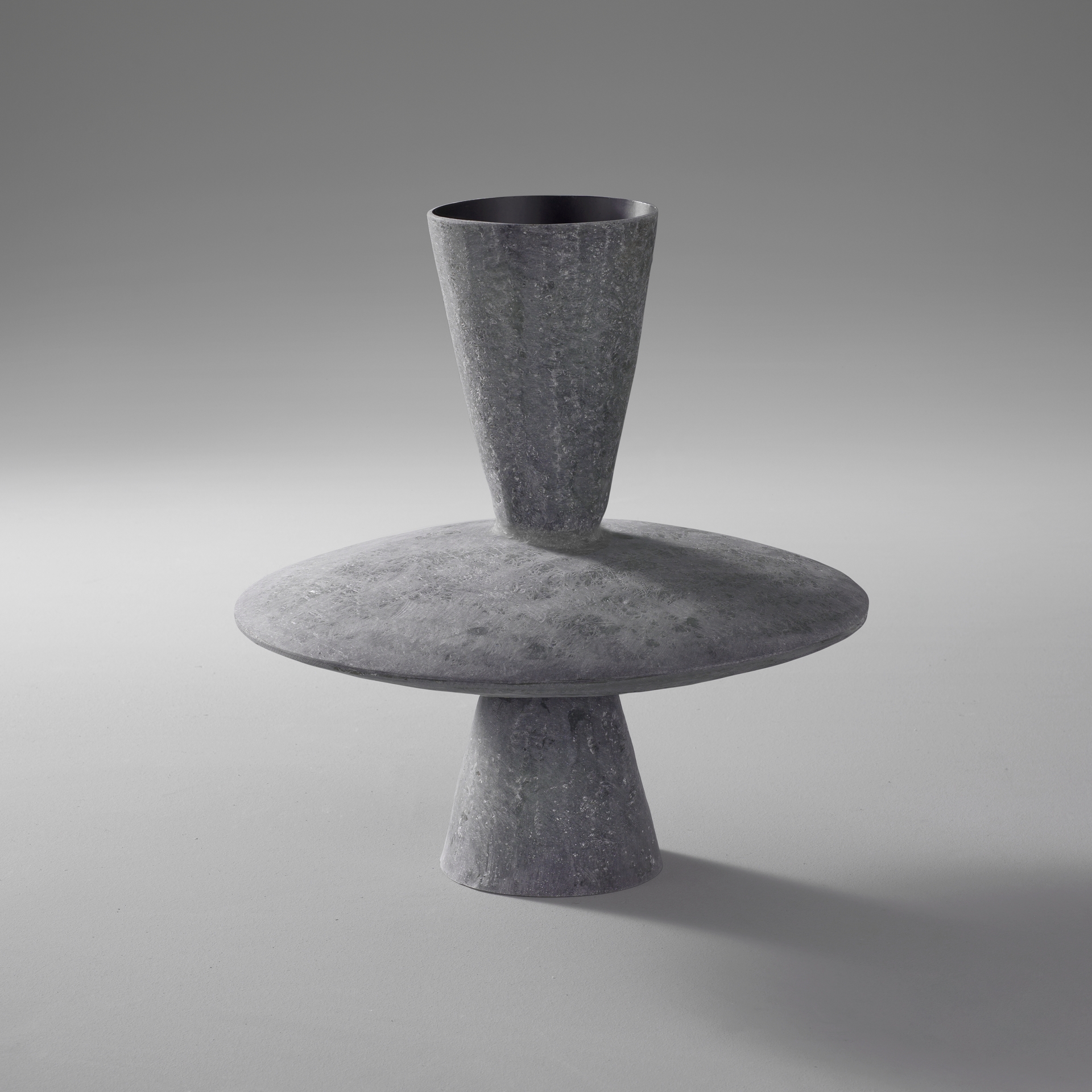 imperfecttolab-echo-vase-design-g-om-trique-fibre-de-verre image 3