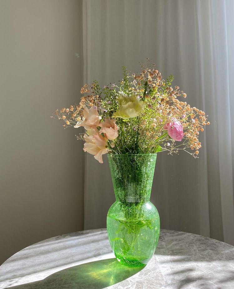 klimchi-felicity-vase-vert-menthe-craquel-artisanal image 7