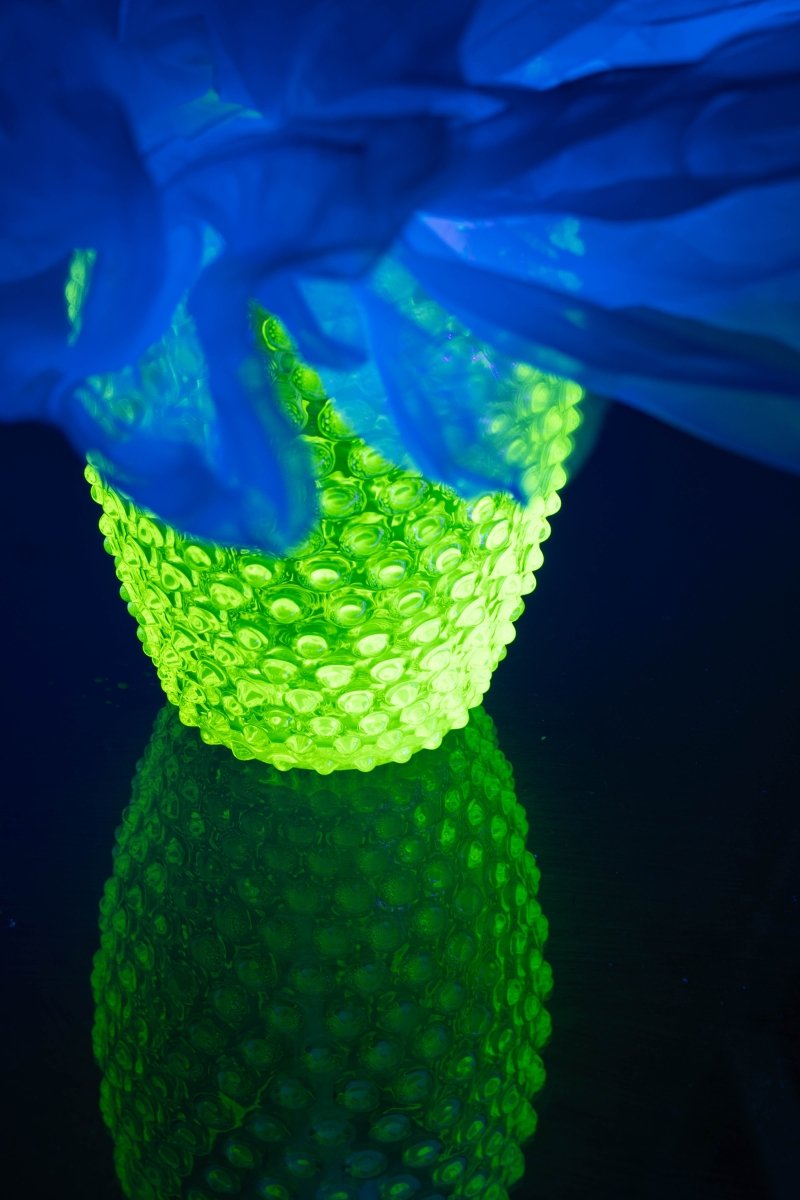 klimchi-hobnail-neon-citrine-vase-ovale-jaune-uv image 4