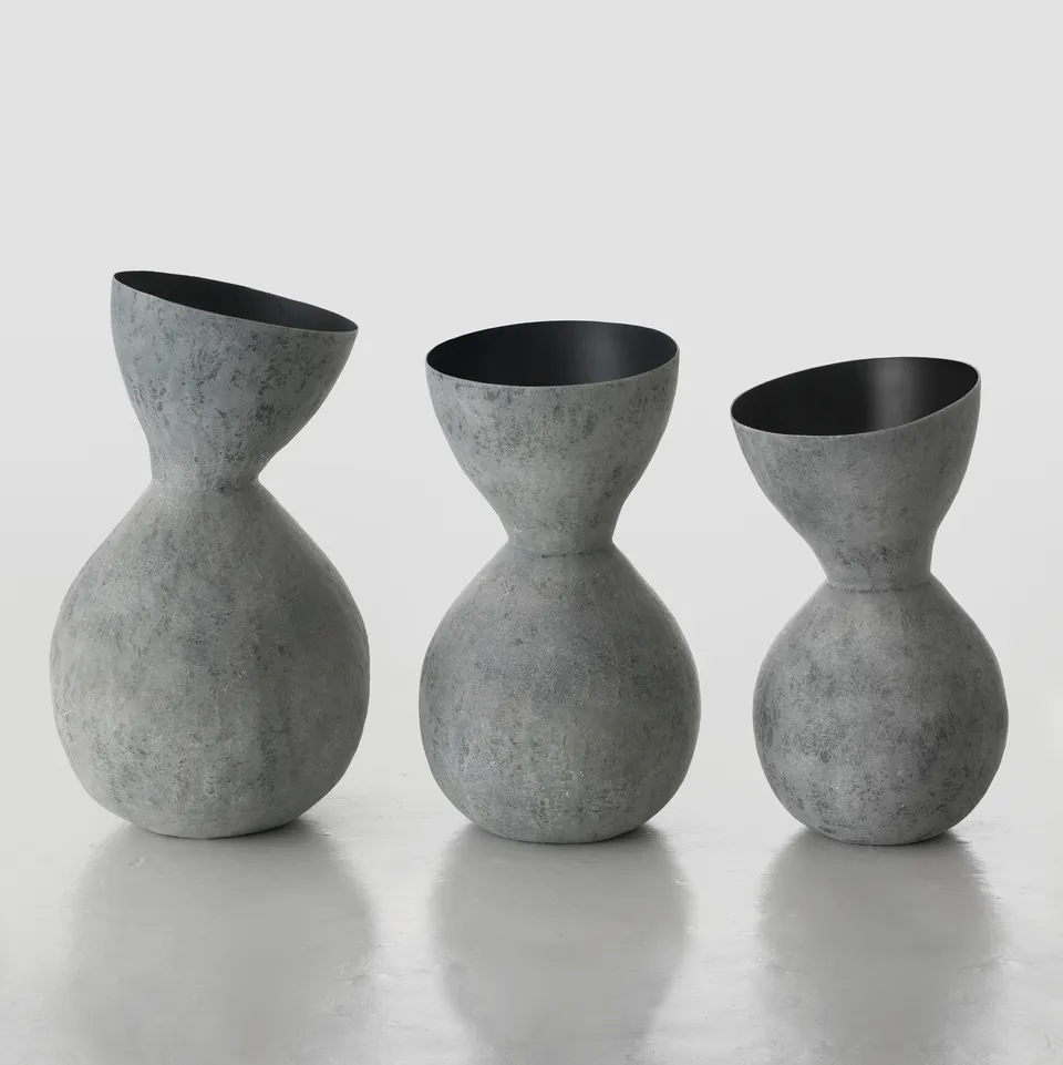 imperfecttolab-incline-table-basse-design-inclin image 1