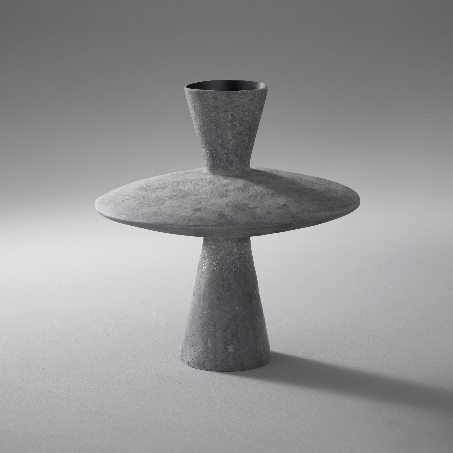 imperfecttolab-echo-vase-design-g-om-trique-fibre-de-verre image 4