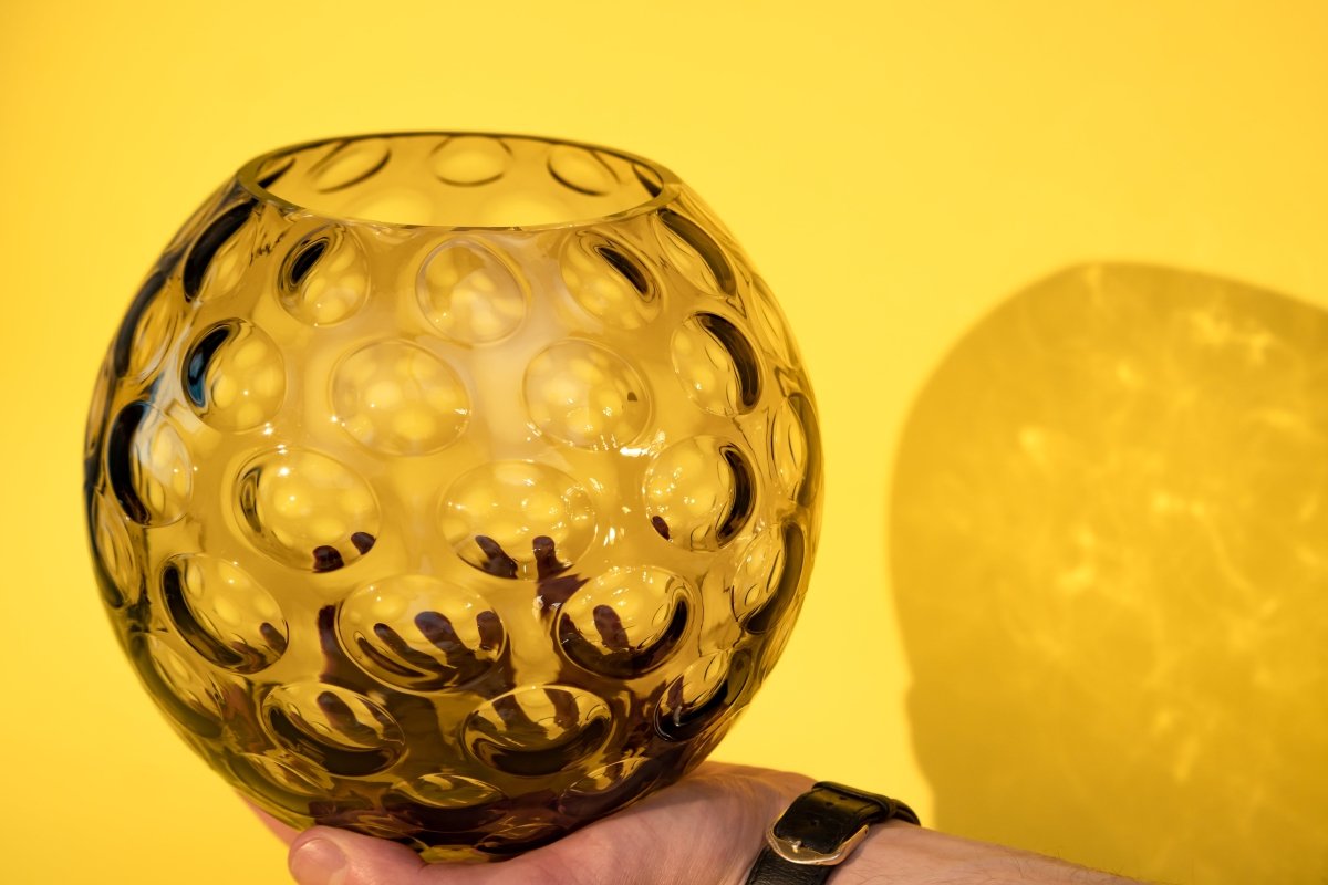 klimchi-kugel-vase-boule-noir-fum-petit-mod-le-rond image 3