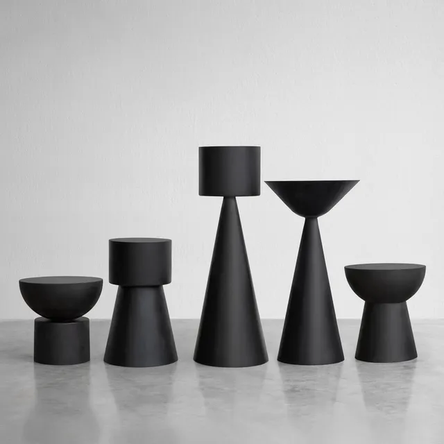 imperfecttolab-libra-table-d-appoint-sculpture-g-om-trique image 1