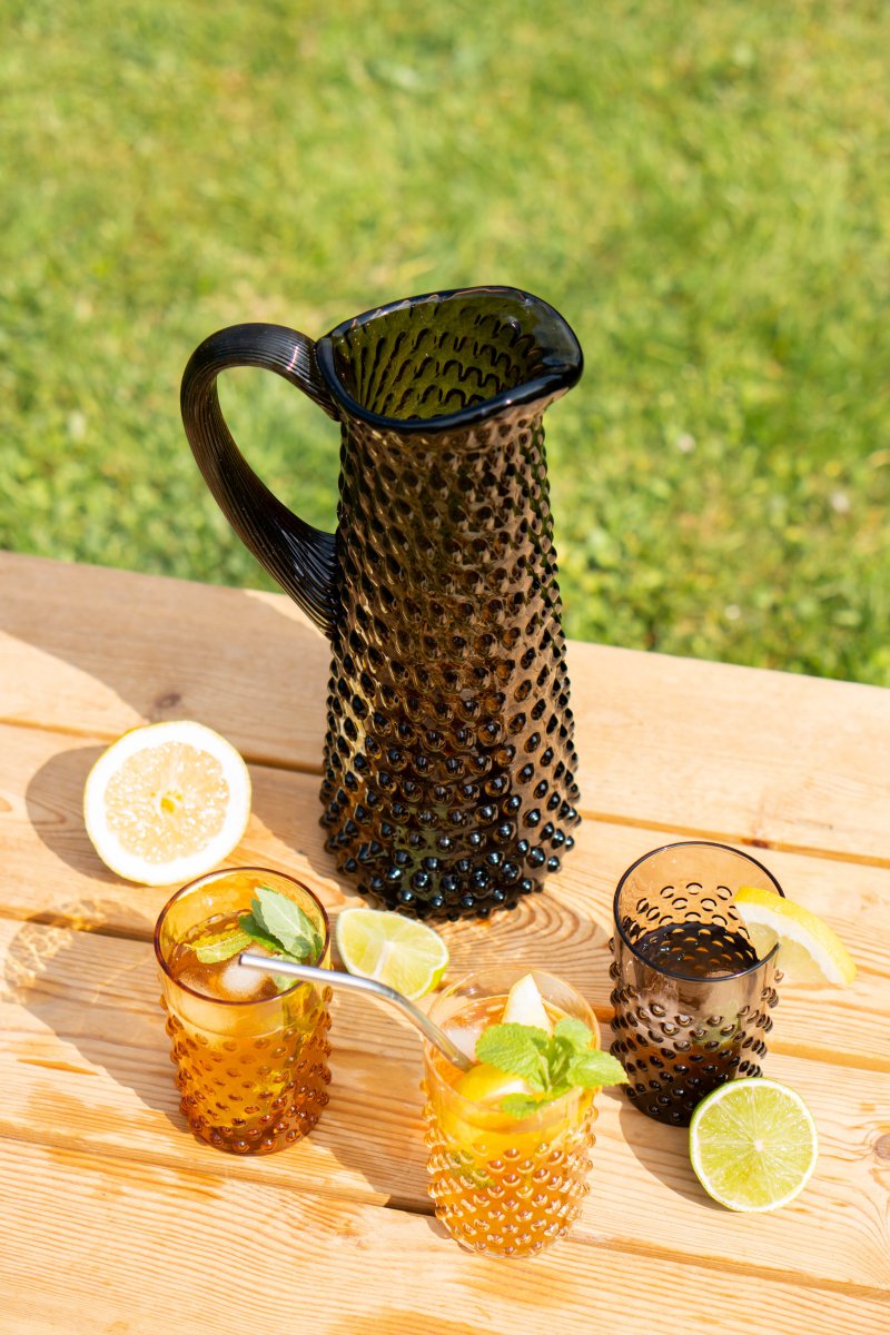 klimchi-hobnail-pichet-black-smoke-carafe-verre-1-l image 2