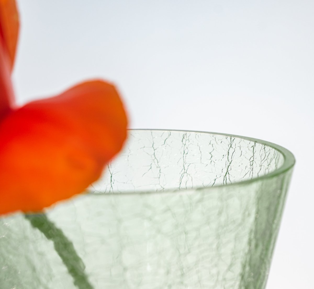 klimchi-felicity-vase-vert-menthe-craquel-artisanal image 3