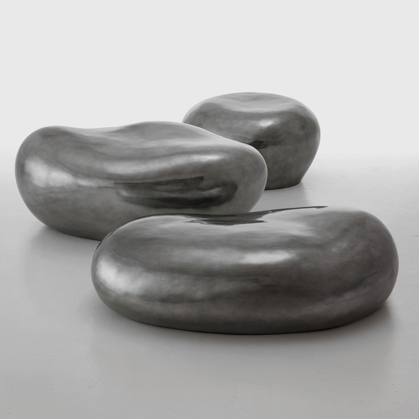 imperfecttolab-mercurio-chaise-chrom-e-fibre-de-verre image 7