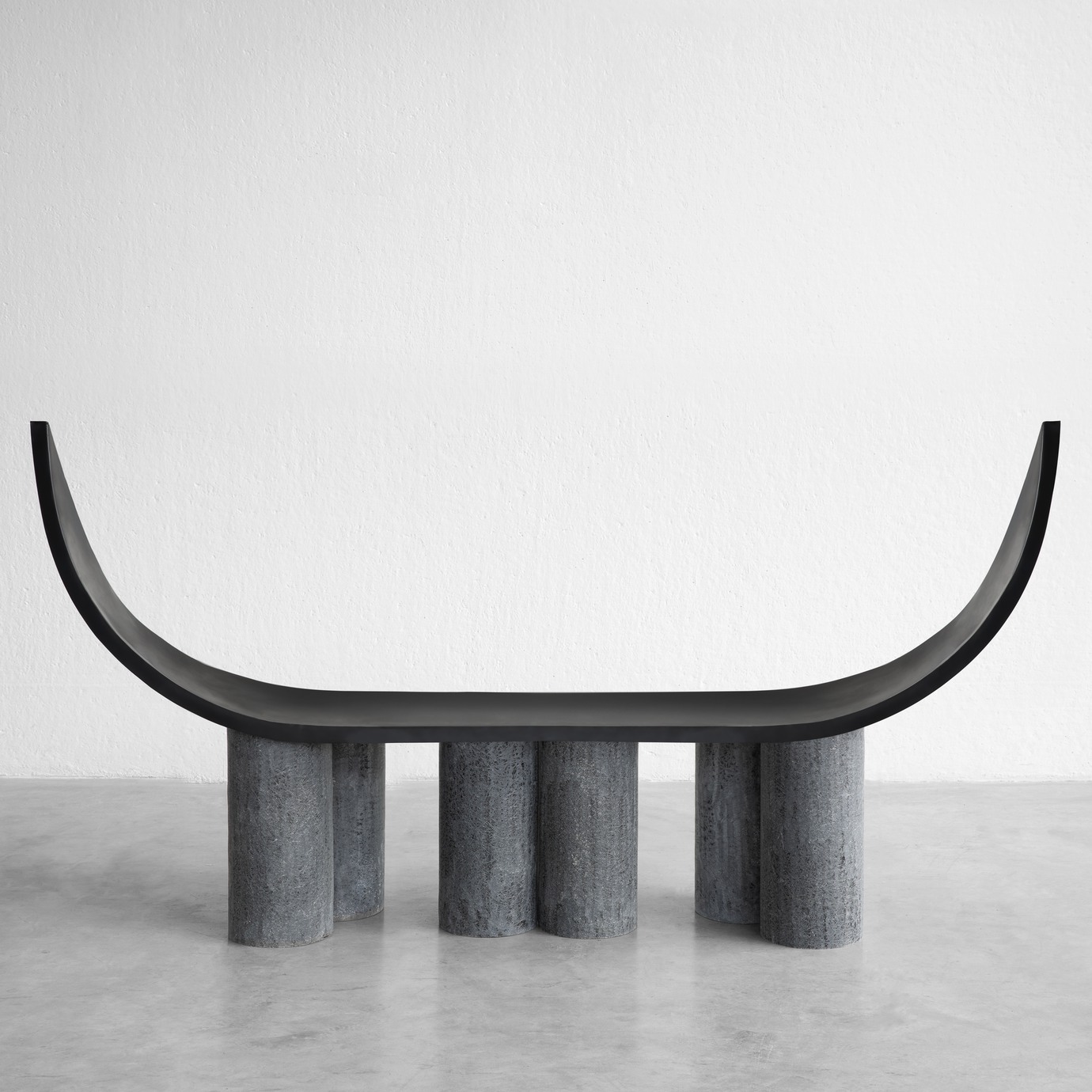 imperfecttolab-seats-vara-fauteuil-sculptural-fibre image 1