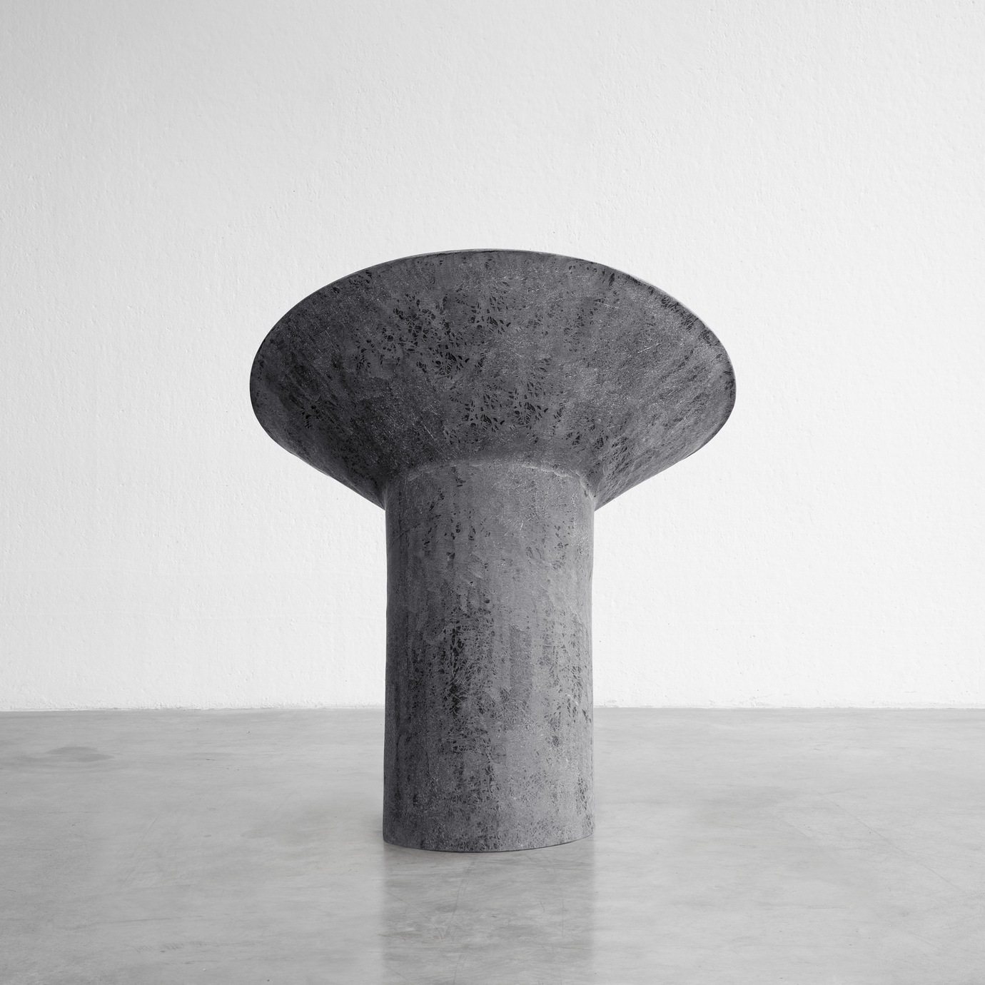 imperfecttolab-sao-fauteuil-design-assise-courbe image 3