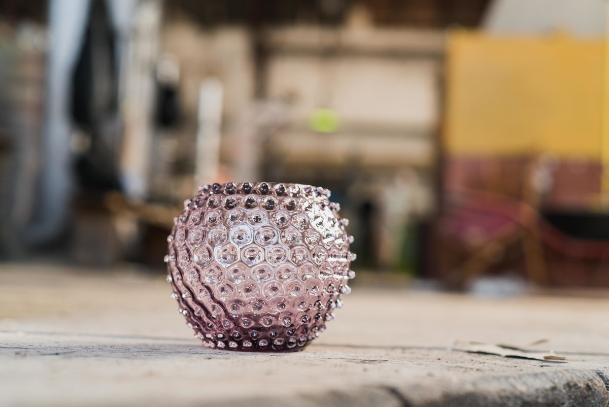 klimchi-hobnail-vase-rond-underlay-violet-verre image 3