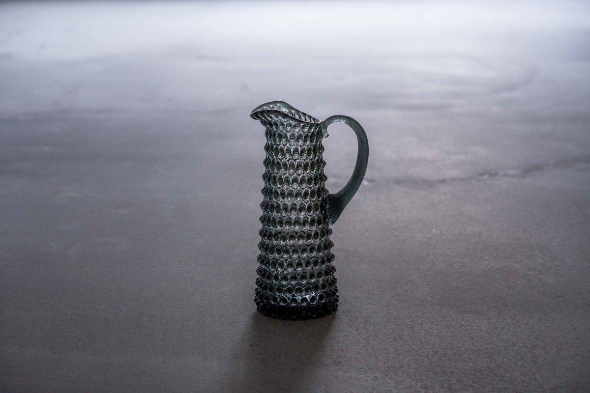 klimchi-hobnail-carafe-verre-gris-fum-1-l-cristal image 4