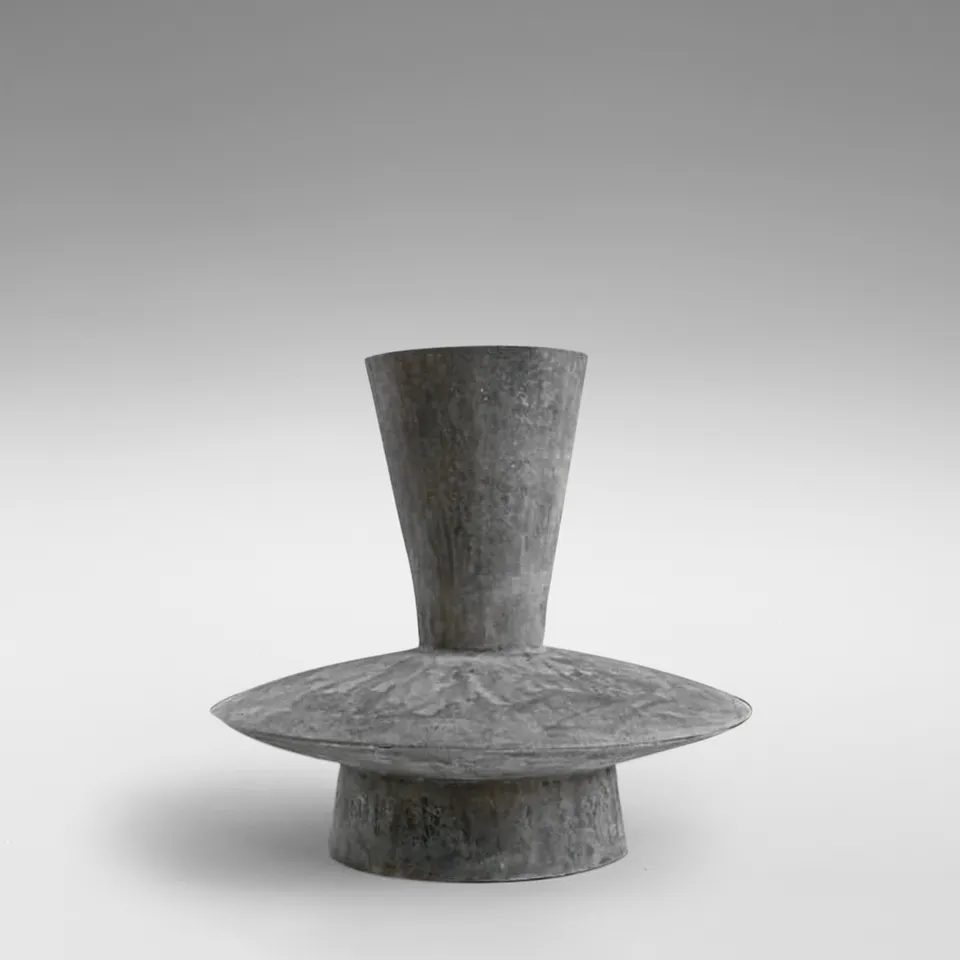 imperfecttolab-tribu-vase-d-coratif-formes-primordiales image 1