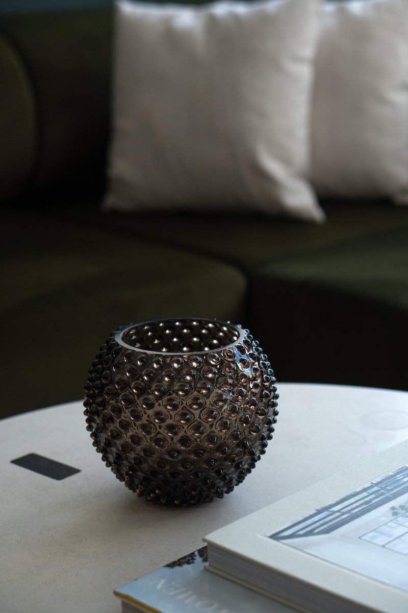 klimchi-hobnail-vase-boule-noir-fum-black-smoke image 6