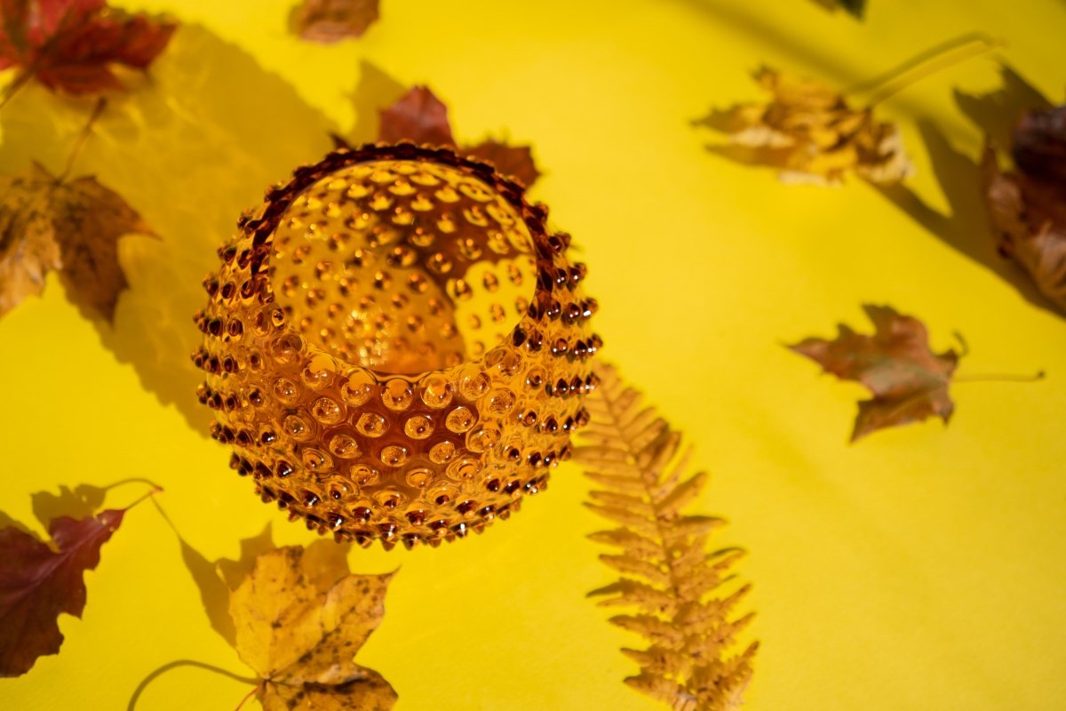 klimchi-hobnail-amber-petit-vase-rond-ambre image 6