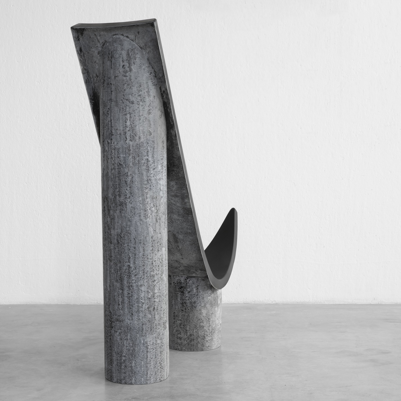 imperfecttolab-matau-chaise-longue-sculpturale-primitive image 3
