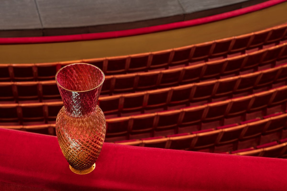 klimchi-drama-amethyst-grand-vase-verre-violet image 4