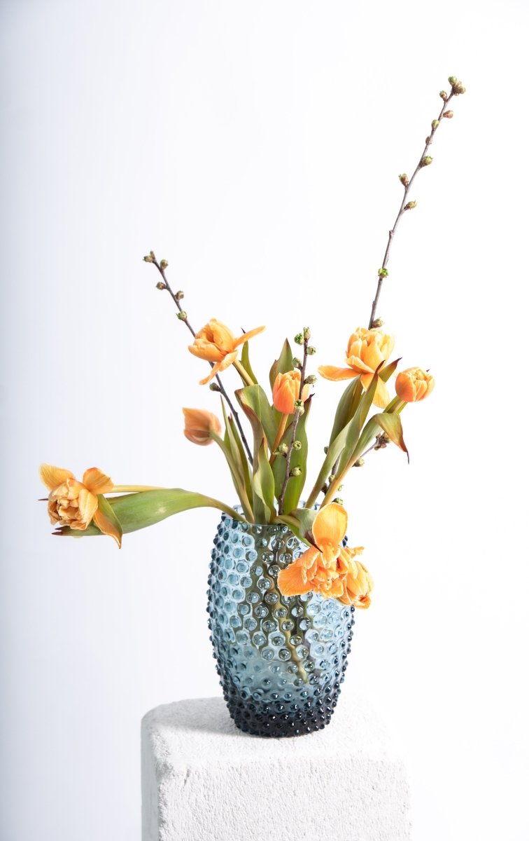 klimchi-hobnail-misty-blue-vase-ovale-bleu image 2
