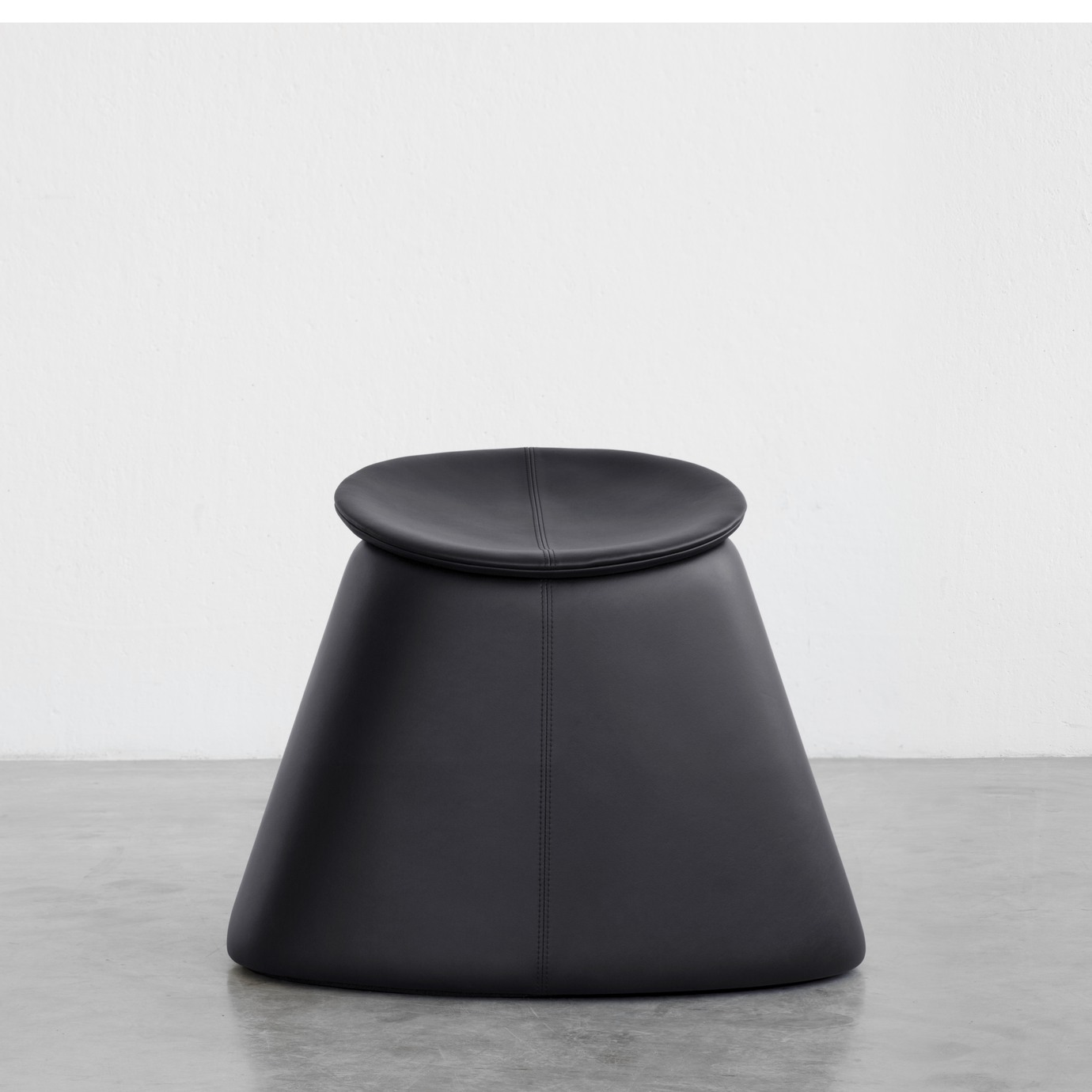 imperfecttolab-svasato-assise-rembourr-e-base-vas-e-confort image 2