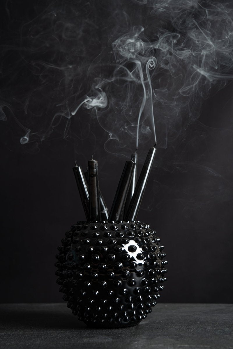 klimchi-hobnail-black-vase-rond-verre-noir-souffl image 6