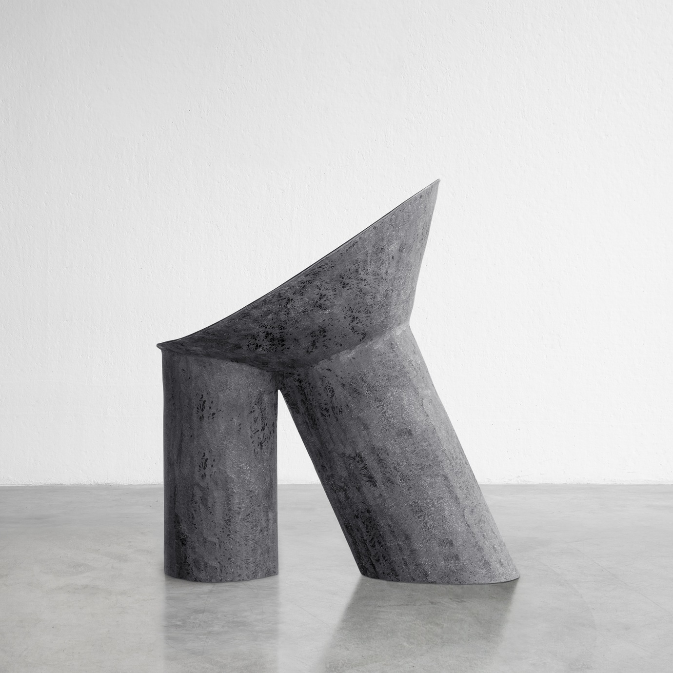 imperfecttolab-sao-fauteuil-design-assise-courbe image 2