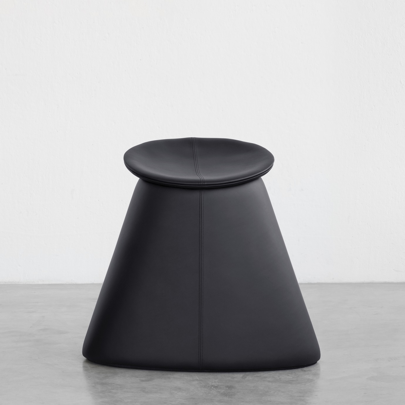 imperfecttolab-svasato-assise-rembourr-e-base-vas-e-confort image 3